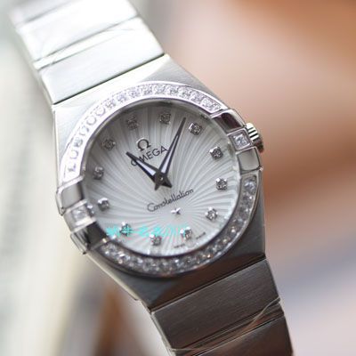 【 Video analysis 】SSS Factory OMEGA Constellation 复刻高仿女表123.15.27.60.55.004 wrist watch 