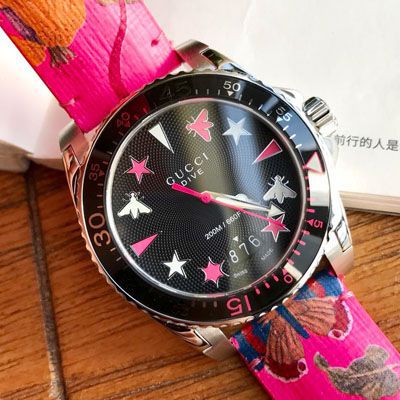 硬货来袭渠道原单，独家Gucci骚粉色水鬼新款 wrist watch ！40MM 男女均可戴