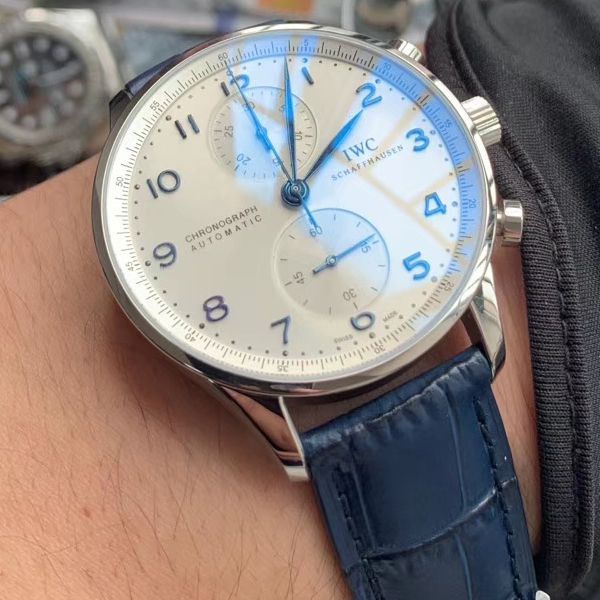 YL Factory 官网 top 复刻高仿 IWC 葡萄牙葡计V7版本IW371605手表