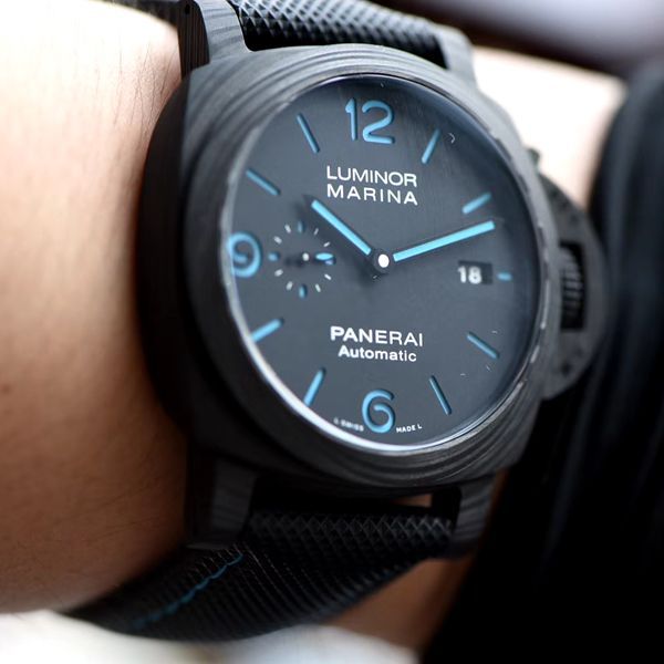 VS Factory  top 复刻高仿手表Panerai LUMINOR庐米诺 carbon fiber PAM01661 wrist watch 