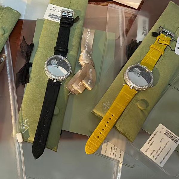 V&A Factory 超A高仿女士手表梵克雅宝诗意复杂功能系列VCARN25800 wrist watch 