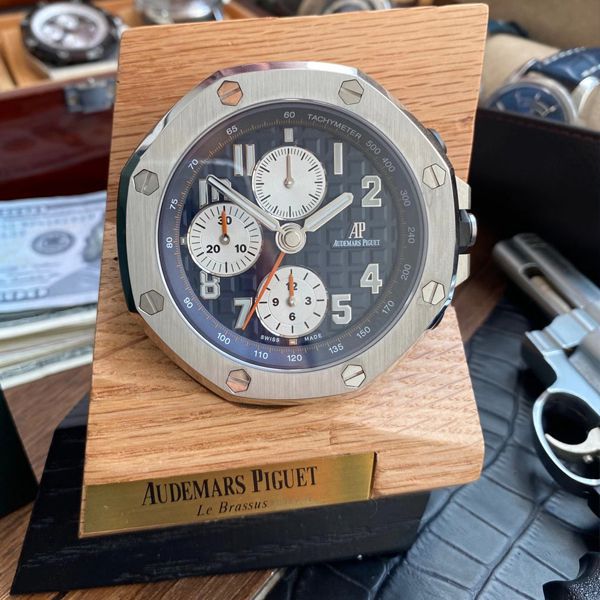 CK Factory Audemars PiguetAudemars Piguet  Royal Oak Offshore 26470经典致敬桌钟座钟 wrist watch 