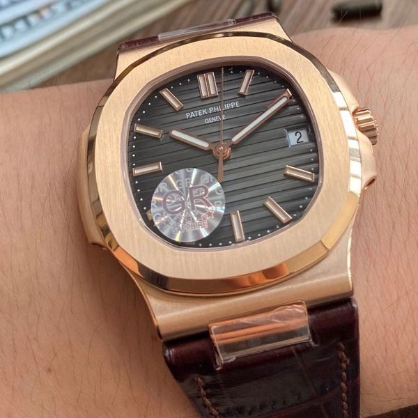 GR Factory V2版本1比1超A高仿手表 PATEK PHILIPPE  Nautilus 5711R 玫瑰金 wrist watch 