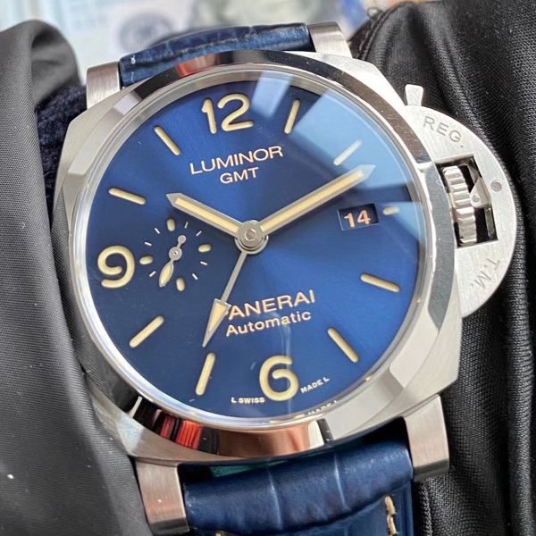 VS Factory Panerai 1比1 top 高精仿手表GMT两地时PAM01033 wrist watch 