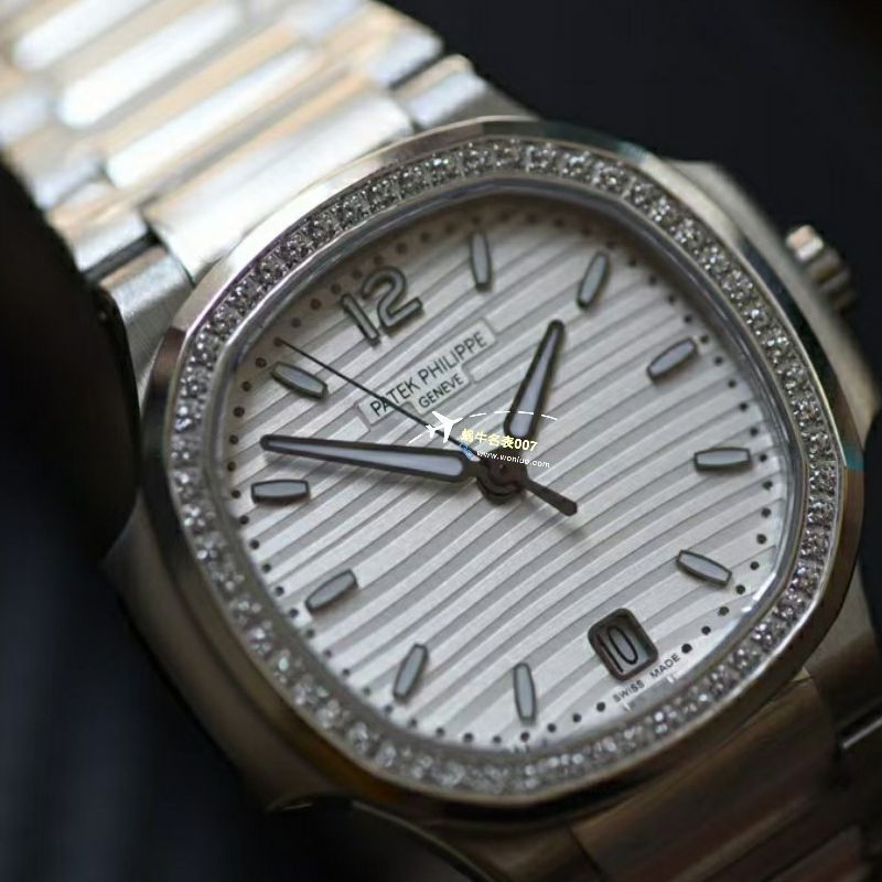  Video analysis 3K Factory 一比一复刻手表 PATEK PHILIPPE  Nautilus 高仿女表7118/1200A-010和 PATEK PHILIPPE 7118/1A-010