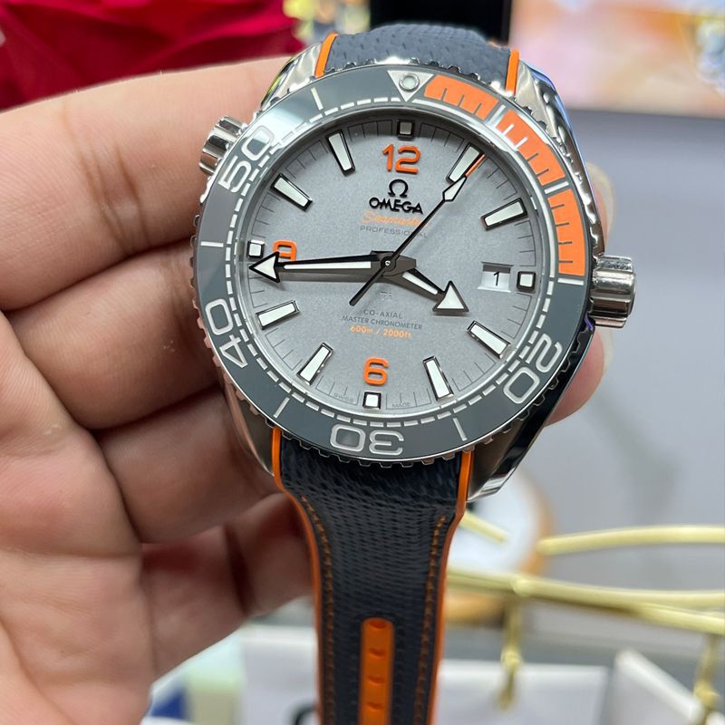 VSOMEGA Seamaster 复刻高仿600米 四分之一 215.92.44.21.99.001 wrist watch 