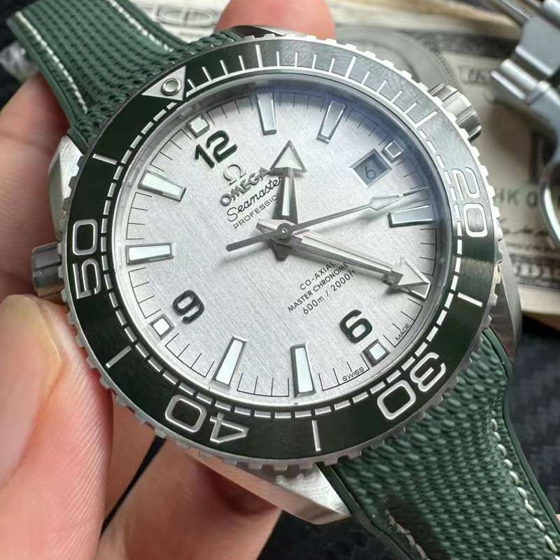  Video analysis VS Factory OMEGA Seamaster 600米 top 复刻高仿手表215.32.44.21.06.001 wrist watch 