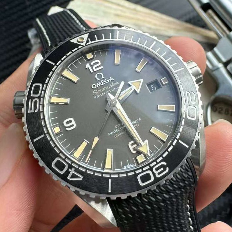  Video analysis VS超A复刻高仿OMEGA Seamaster 600米系列215.32.44.21.01.002 wrist watch 