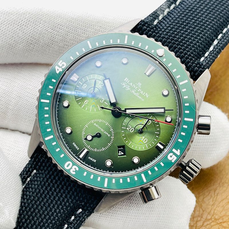 JB Factory Blancpain  Fifty Fathoms 系列5200-0153-B52A（极光绿 top 复刻高仿手表） wrist watch 