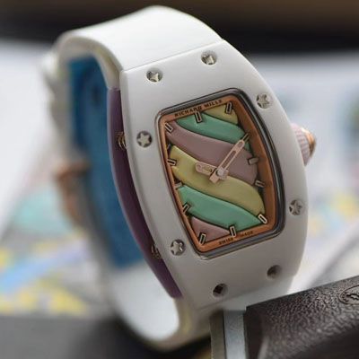  RICHARD MILLE 糖果棉花糖复刻女表！RM 07 bon bon系列最稀有的作品！