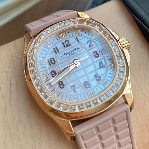 PPF Factory 最美豆沙色高仿手表 PATEK PHILIPPE AQUANAUT女表5072R-001 wrist watch 