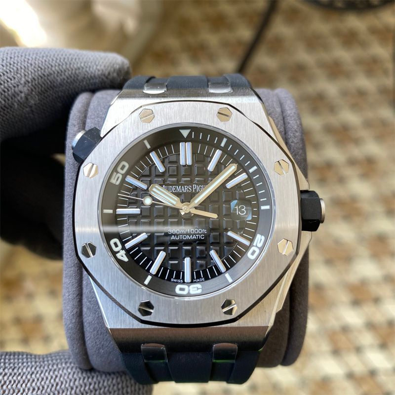  Video analysis APS Factory 一体机 Best 复刻高仿Audemars Piguet  Royal Oak Offshore 系列15710ST.OO.A002CA.01 wrist watch 